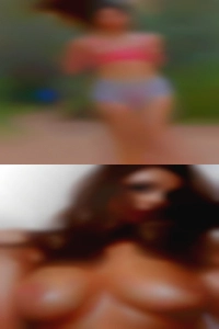 WA naked girls woman looking online.